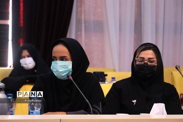 آیین تجلیل از منتخبان کشوری جشنواره فرهنگی هنری معلمان هنرمند مولف و پرسش مهر