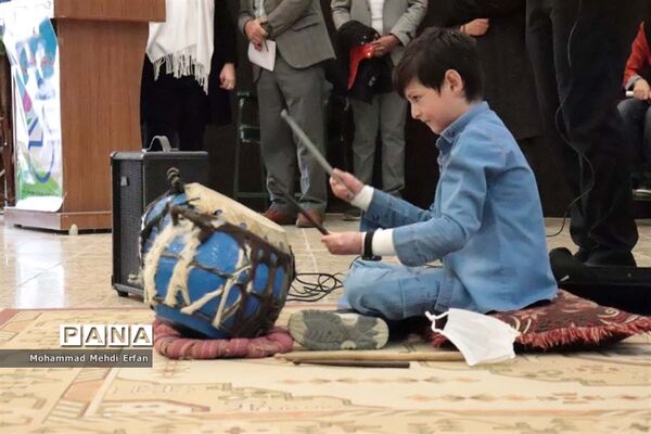 تقدیر از کودکان استثنایی در آباده