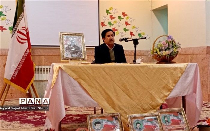 اولین وظیفه ما توجه به سلامت روحی و جسمی دانش آموز است 