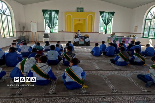 یادواره شهدای دانش‌آموز در دبستان شهید اسماعیلی گلوگاه