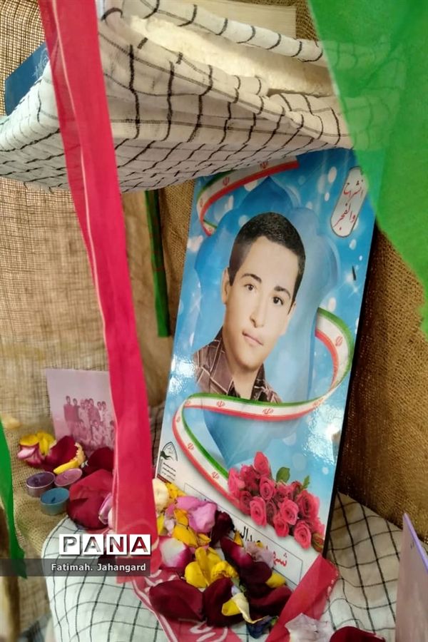 گرامیداشت یاد و خاطره شهید شاخص دبیرستان شاهد مائده شهرستان امیدیه