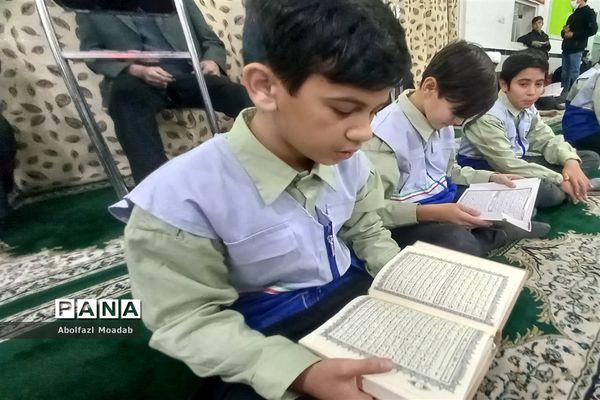 برگزاری مراسم میلاد حضرت زینب(س) در مسجد امام حسن مجتبی(ع)