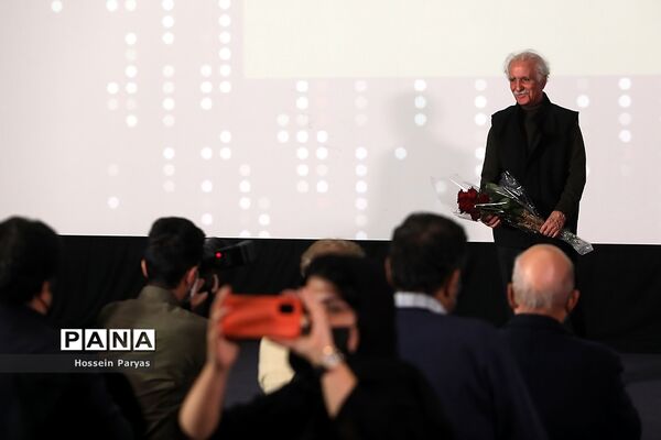 آیین افتتاحیه پانزدهمین جشنواره بین‌المللی فیلم مستند ایران سینما حقیقت