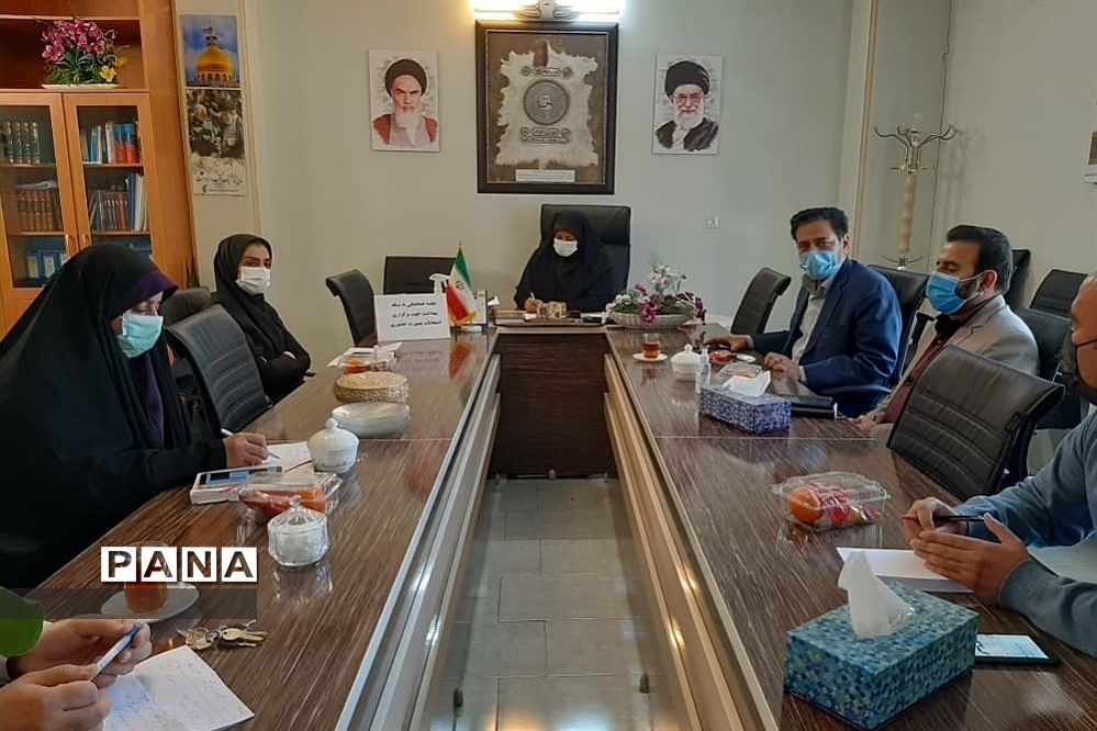 جلسه شورای بهداشت و سلامت در رودهن