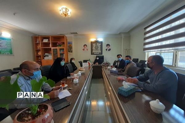 جلسه شورای بهداشت و سلامت در رودهن