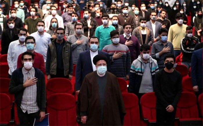 «آینده شمایید»؛ روایتی از دیدار رئیسی با دانشجویان