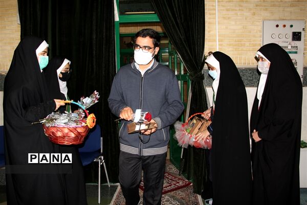 مراسم گرامیداشت هفته قرآن، عترت و نماز در وزارتخانه آموزش و پرورش به میزبانی منطقه ۱۷