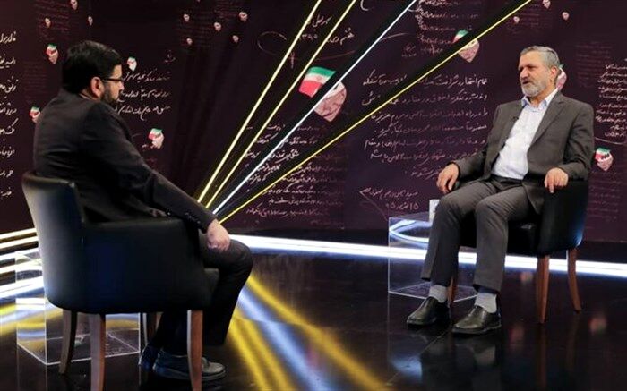 تصور اینکه در چندماه و یکسال همه مشکلات حل می‌شود، نادرست است