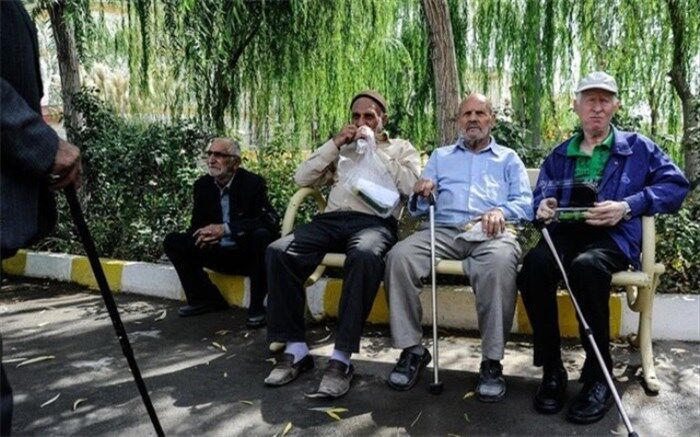 عیدی بازنشستگان چقدر است؟