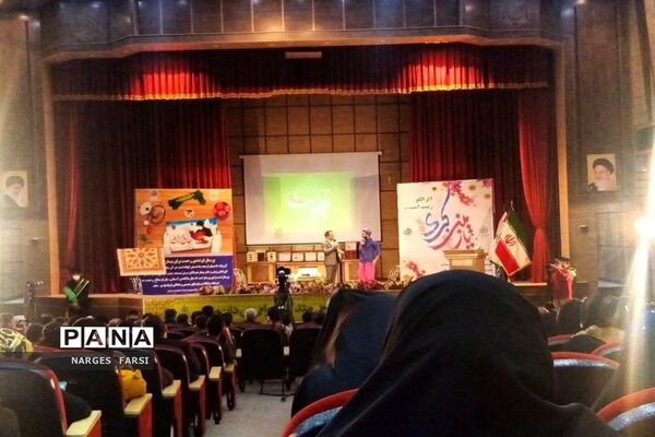 همایش تجلیل از مقام شهدای کادر درمان قم