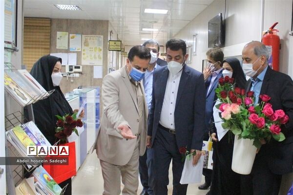 تقدیر مدیرکل و معاونان آموزش و پرورش استان بوشهر از پرستاران در روز پرستار