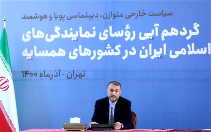برای لغو تحریم‌ها تلاش می‌کنیم