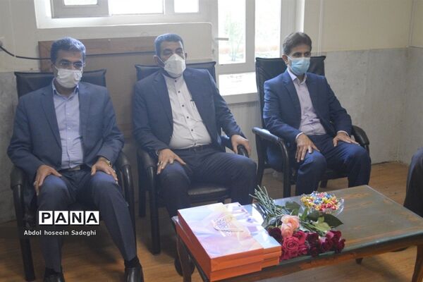 تقدیر و تشکر از کادر درمانگاه شهدای فرهنگی استان بوشهر