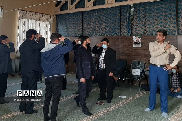 تببین بازمهندسی جدید تشکیلات سازمان دانش آموزی برای مدیران و مربیان شهرستان مروست