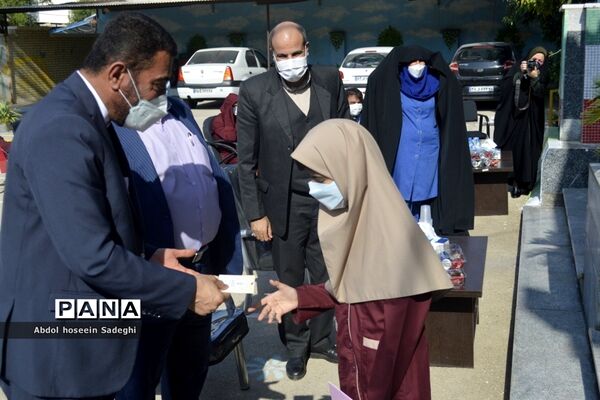 مراسم هفته پژوهش در دبیرستان شاهد شهیده سهام خیام بوشهر