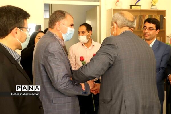 بزرگداشت هفته پژوهش و روز پرستار