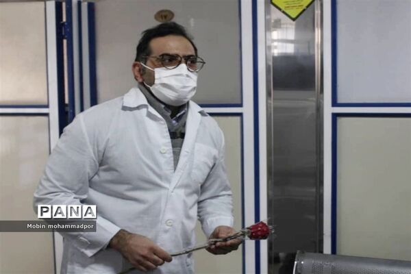 بزرگداشت هفته پژوهش و روز پرستار