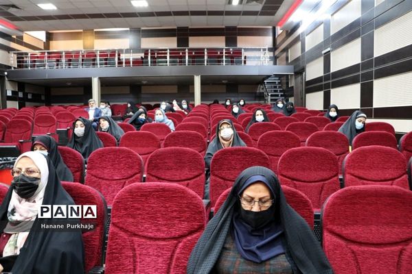 پیش اجلاسیه نماز در آموزش و پرورش شهریار