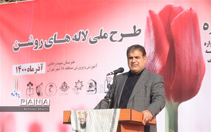 فولادوند: یکی از مهمترین کارکرد آموزش و پرورش، تربیت انسان‌های پایبند به مبانی اخلاقی است