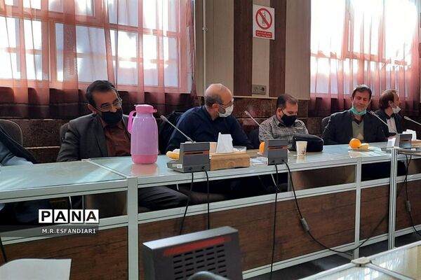 تقدیر از معاونان پرورشی ناحیه یک قم