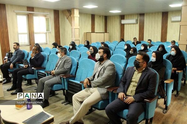 برگزاری نخستین کارگاه آموزشی یکروزه  خبرنویسی و عکاسی خبری در ناحیه سه اهواز