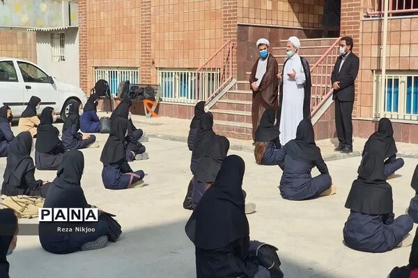 گفتمان‌ سیاسی، اجتماعی و اعتقادی در مدارس بهارستان