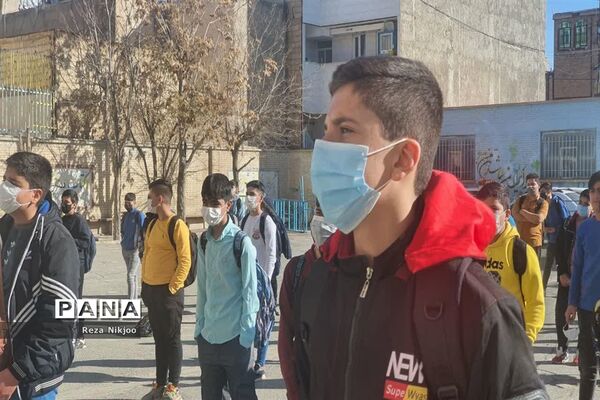 گفتمان‌ سیاسی، اجتماعی و اعتقادی در مدارس بهارستان