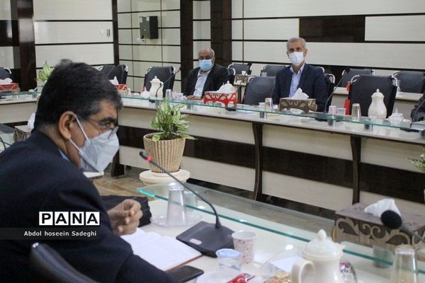 نشست روسای کانون‌های بازنشستگان شهرستان‌ها و مناطق استان بوشهر