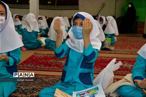 مراسم جشن قرآن در مدارس آباده