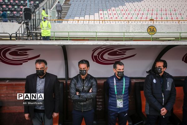 دیدار تیم های استقلال و سپاهان