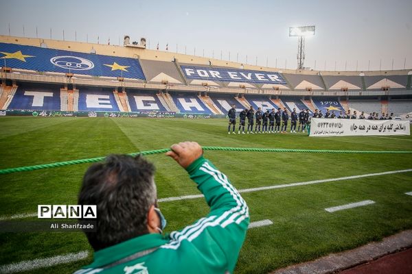 دیدار تیم های استقلال و سپاهان