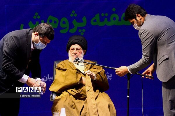 مراسم گرامیداشت هفته پژوهش