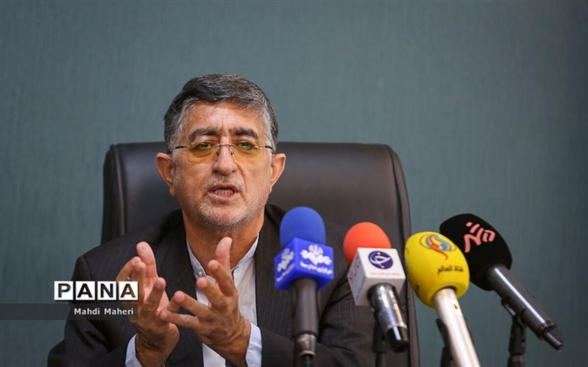 کاظمی: بودجه ۱۴۰۱ کنترل دولت را بر ماشین اقتصاد کامل می‌کند