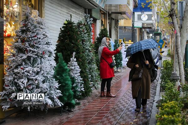 حال و هوای کریسمس در تهران