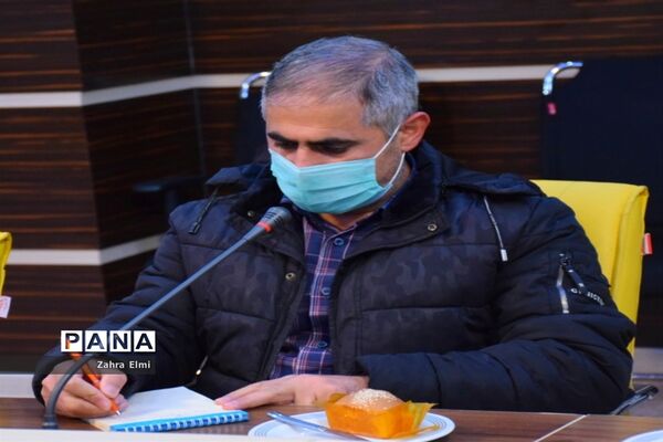 نشست جزئیات و شفاف‌سازی کمی و کیفی رتبه‌بندی معلمان در تبریز