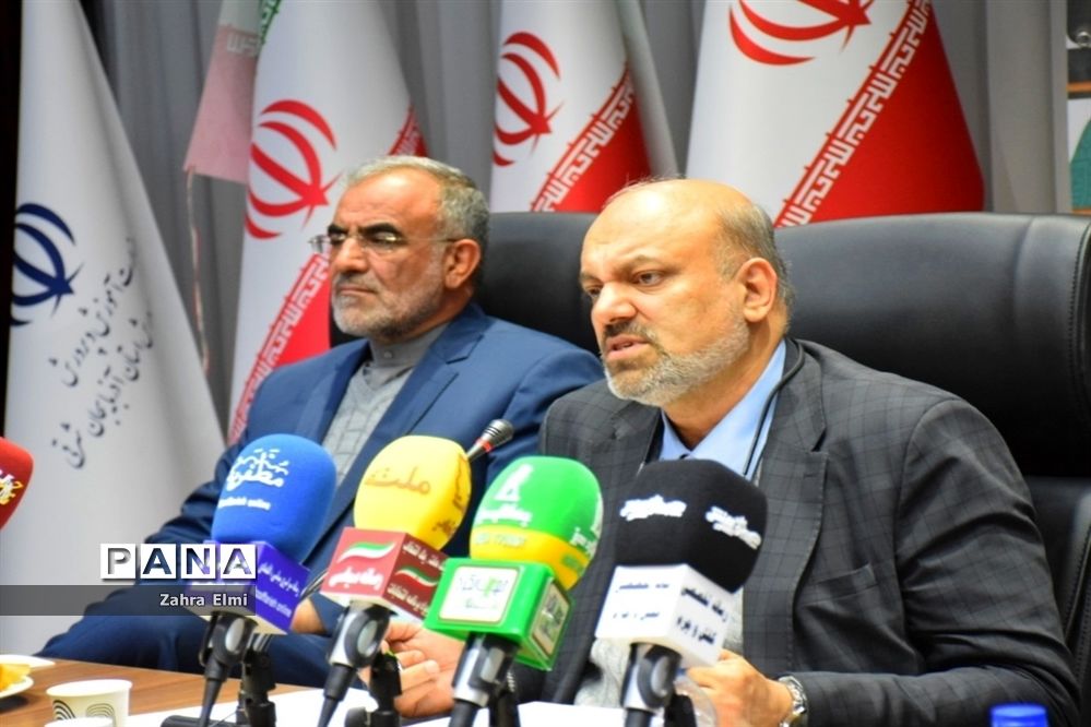 نشست جزئیات و شفاف‌سازی کمی و کیفی رتبه‌بندی معلمان در تبریز