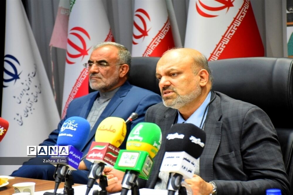 نشست جزئیات و شفاف‌سازی کمی و کیفی رتبه‌بندی معلمان در تبریز