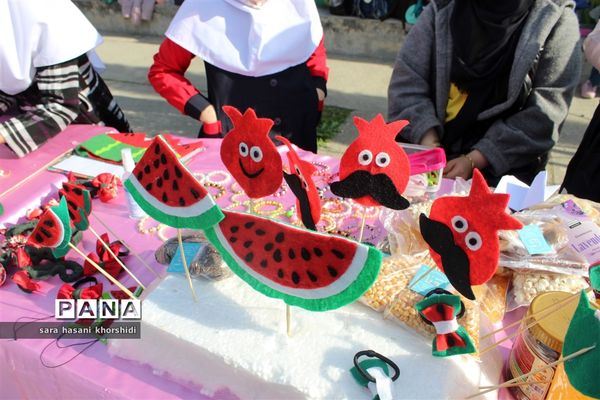 بازارچه صنایع دستی و غذاهای سنتی در دبستان تربیت گلوگاه