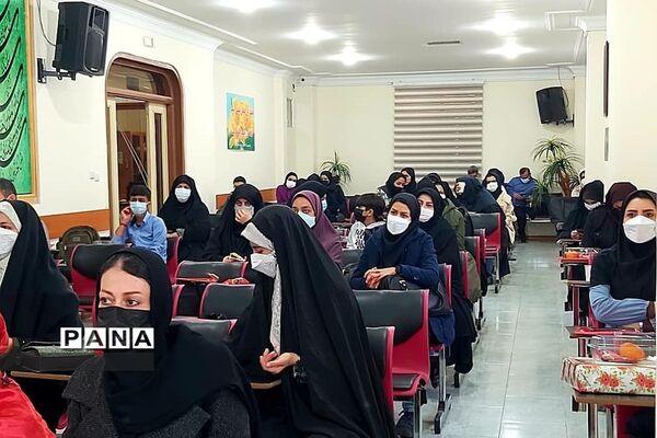 برگزاری هفته پژوهش و فناوری در آموزش و پرورش رودهن