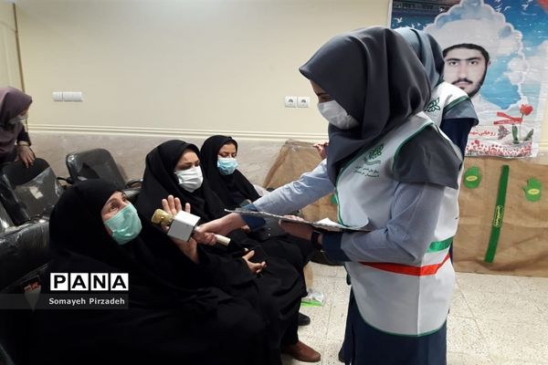 برگزاری یادواره لاله‌های روشن در ناحیه یک اهواز