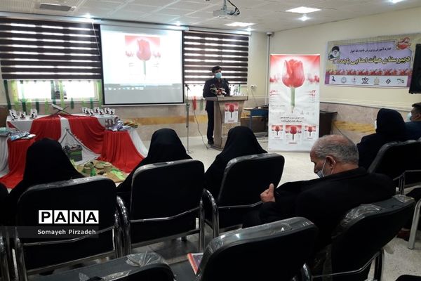 برگزاری یادواره لاله‌های روشن در ناحیه یک اهواز