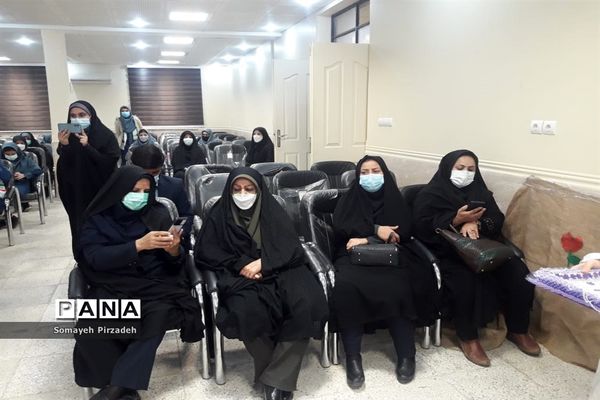 برگزاری یادواره لاله‌های روشن در ناحیه یک اهواز