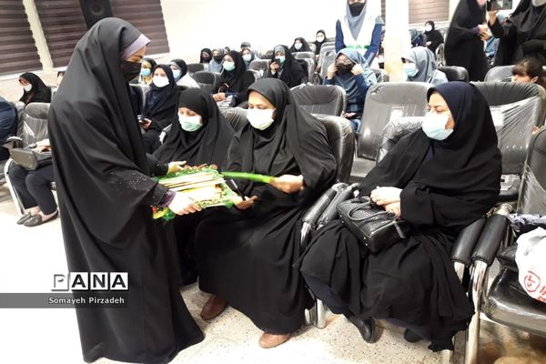 برگزاری یادواره لاله‌های روشن در ناحیه یک اهواز