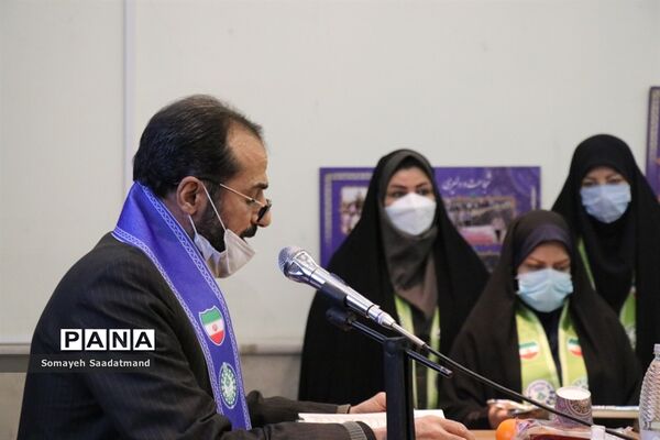 مراسم تجلیل از فعالان سازمان دانش‌آموزی خراسان رضوی(1)