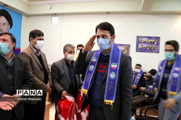 مراسم تجلیل از فعالان سازمان دانش‌آموزی خراسان رضوی(2)