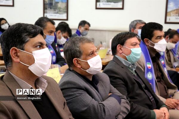 مراسم تجلیل از فعالان سازمان دانش‌آموزی خراسان رضوی(2)