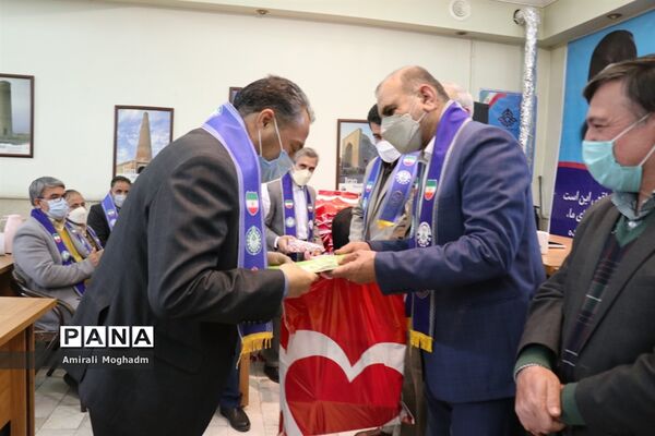 مراسم تجلیل از فعالان سازمان دانش‌آموزی خراسان رضوی(2)