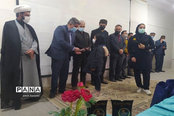 سومین دوره مسابقات سازه‌های ماکارونی و تجلیل از پژوهشگران برتر شهرستان داراب