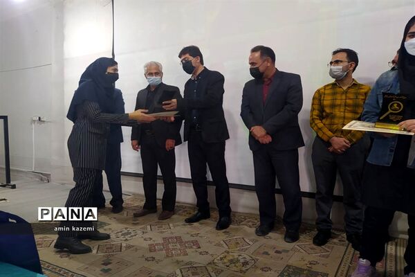 سومین دوره مسابقات سازه‌های ماکارونی و تجلیل از پژوهشگران برتر شهرستان داراب