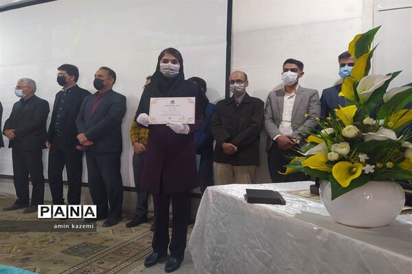 سومین دوره مسابقات سازه‌های ماکارونی و تجلیل از پژوهشگران برتر شهرستان داراب